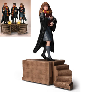 Figurine Sculptée Hermione Escalier | Sorcière et Magie